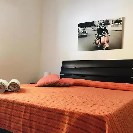 Semesterbostad Pizzo Club 16g Fondaco Vecchio