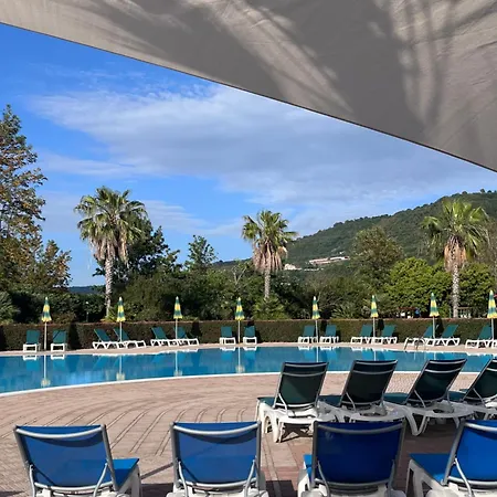 Semesterbostad Pizzo Club 16g Fondaco Vecchio